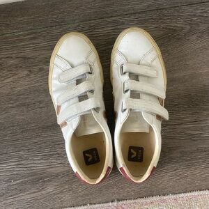 Veja V-10 Velcro sneakers